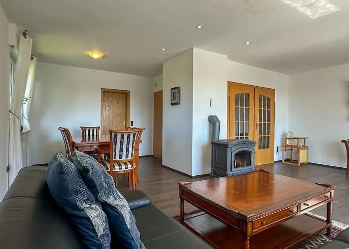 Appartement Benedenappartement In Met Uitzicht En Balkon Winterberg